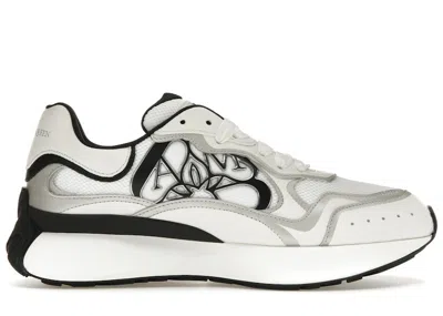 Pre-owned Alexander Mcqueen Men's  Sprint Runner Print Sneakers In Chalk White/black/silver
