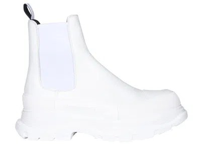 Pre-owned Alexander Mcqueen Men's  Tread Slick Chelsea Boot Leather Sneakers In Triple White