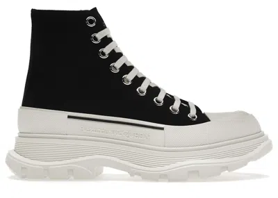 Pre-owned Alexander Mcqueen Men's  Tread Slick Lace Up Boot Sneakers In Black/white In Multi