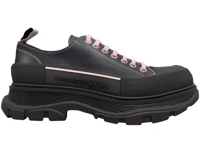 Pre-owned Alexander Mcqueen Men's  Tread Slick Low Lace Up Black Pink Sneakers In Blackpink