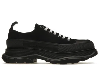 Pre-owned Alexander Mcqueen Men's  Tread Slick Low Lace Up Triple Sneakers In Black