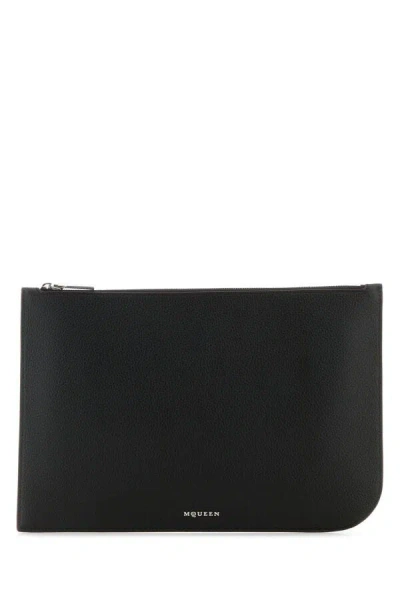 Alexander Mcqueen Men Black Leather Large Sling Pouch