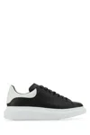 Alexander Mcqueen Men Leather Upper And Rubber Sole Sneaker In Black