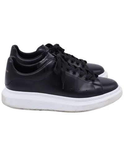ALEXANDER MCQUEEN ALEXANDER MCQUEEN MEN'S CALFSKIN LEATHER OVERSIZED SNEAKER (AUTHENTIC PRE-  LOVED)