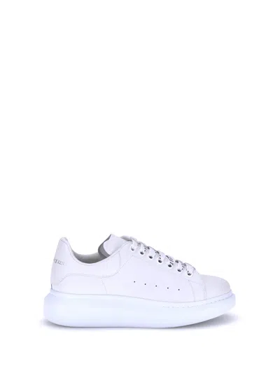 Alexander Mcqueen Men Leather Sneakers In White