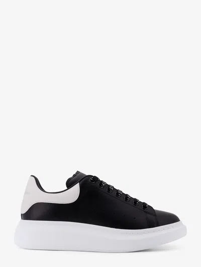 Alexander Mcqueen Black Low Top Sneakers With Logo Lettering On The Tongue In Leather Man