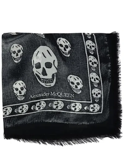 ALEXANDER MCQUEEN ALEXANDER MCQUEEN MEN SCARF WITH PRINT