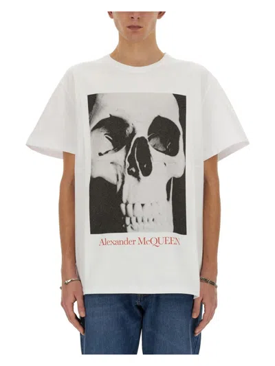 ALEXANDER MCQUEEN MEN'S SKULL PRINT T SHIRT