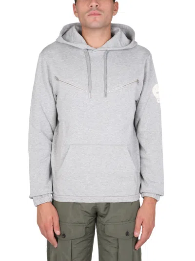 Alexander Mcqueen Men Sweatshirt With Embroidered Skull In Grey