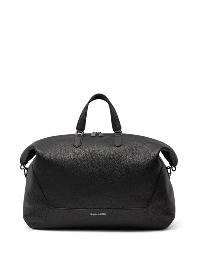 Alexander Mcqueen Men The Edge Duffle Bag In Black