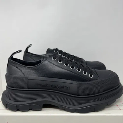 Pre-owned Alexander Mcqueen Men's Tread Slick Leather Sneakers Size 44 Eu / 11 Us Black