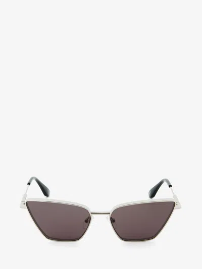 Alexander Mcqueen Metal T-bar Cat-eye Sunglasses In Neutral