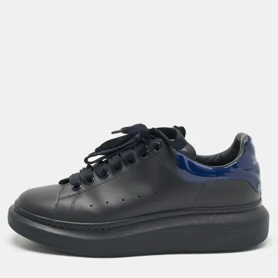 Pre-owned Alexander Mcqueen Navy Blue Leather And Patent Leather Oversized Lace Up Sneakers Size 40