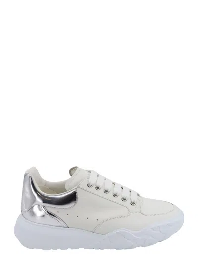 Alexander Mcqueen Oversized Court Sneakers In White,silver