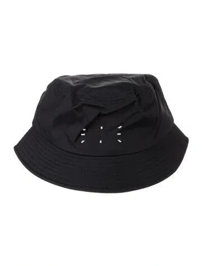 Pre-owned Alexander Mcqueen Nylon Bucket Hat W/tags In Black