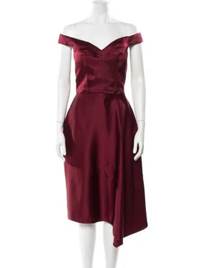 Pre-owned Alexander Mcqueen Off-the-shoulder Knee-length Dress In Burgundy