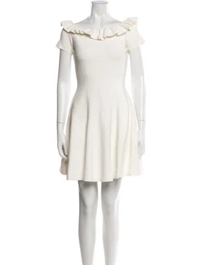 Pre-owned Alexander Mcqueen Off-the-shoulder Mini Dress In White
