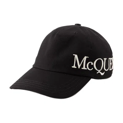 Alexander Mcqueen Oversize Cap In Black