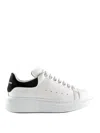 Alexander Mcqueen Zapatillas - Oversize In Blanco