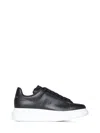 Alexander Mcqueen Round Head Lacing Low-cut Casual Sneakers