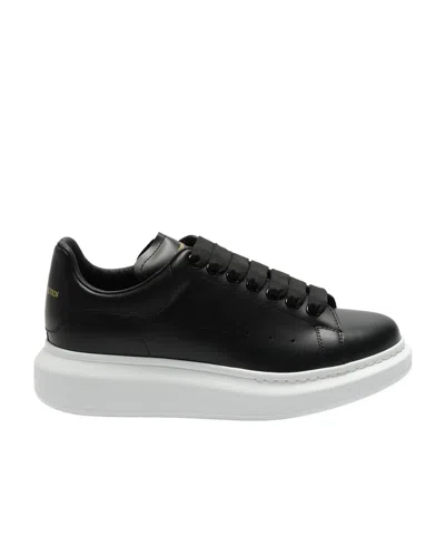 ALEXANDER MCQUEEN ALEXANDER MCQUEEN LARRY OVERSIZED LACE-UP SNEAKERS