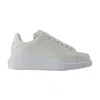 Alexander Mcqueen Women Leather Upper And Rubber Sole Sneaker In White