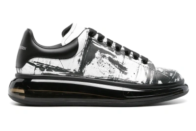 Pre-owned Alexander Mcqueen Oversized Abstract Print White Black In White/black