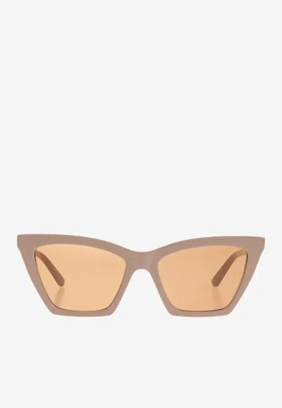 Alexander Mcqueen Oversized Cat-eye Sunglasses In Neutral