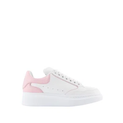 Alexander Mcqueen Larry Oversized Sneakers In White