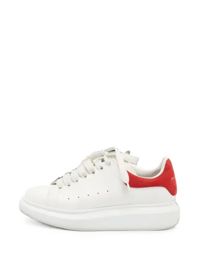 Pre-owned Alexander Mcqueen Oversized Lace-up Sneakers In 白色