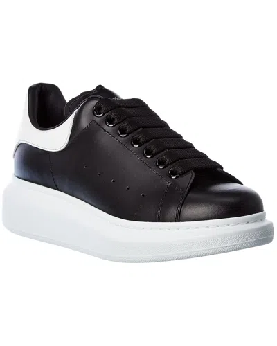 ALEXANDER MCQUEEN ALEXANDER MCQUEEN OVERSIZED LEATHER SNEAKER
