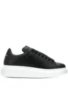 Alexander Mcqueen Round Head Lacing Low-cut Casual Sneakers In Black