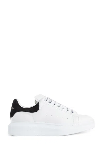 Alexander Mcqueen Black And White Low Top Sneakers With Logo Lettering On The Tongue And Contrasting Heel With Logo Le In Neutral