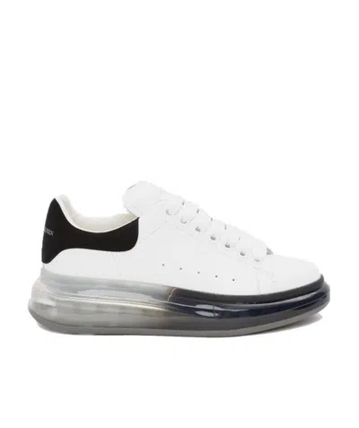 ALEXANDER MCQUEEN ALEXANDER MCQUEEN OVERSIZED LACE-UP SNEAKERS