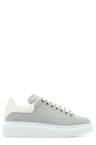 Alexander Mcqueen Oversized Low-top Trainers In Silver Grey/white