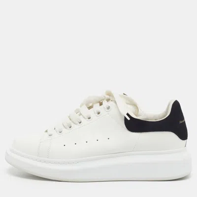 Pre-owned Alexander Mcqueen Oversized Size 40 White/black Leather And Suede Lace Up Sneakers