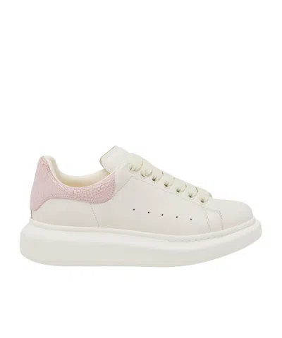 Alexander Mcqueen Oversized Sneaker Round-head Trainers In White