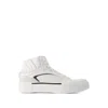 ALEXANDER MCQUEEN ALEXANDER MCQUEEN OVERSIZED SNEAKERS - LEATHER - WHITE/BLACK