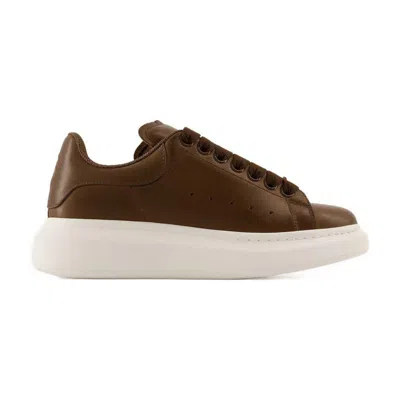 Alexander Mcqueen Oversized Sneakers In Brown