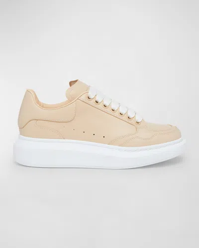 Alexander Mcqueen Oversized Sneakers In 5885 Oat 243