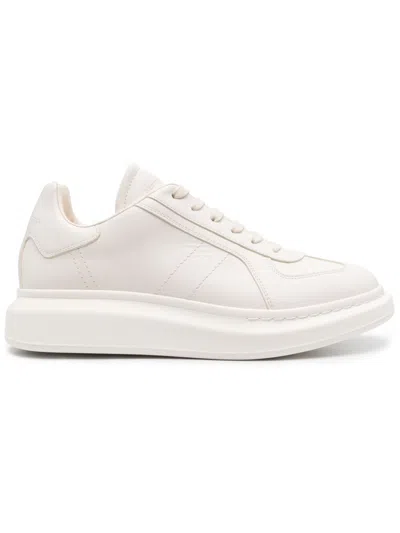 Alexander Mcqueen Oversized Sneakers In 9348 Off White