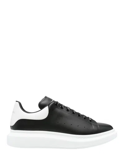 Alexander Mcqueen Black Low Top Sneakers With Logo Lettering On The Tongue In Leather Man