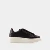 Alexander Mcqueen Oversized Sne In Black