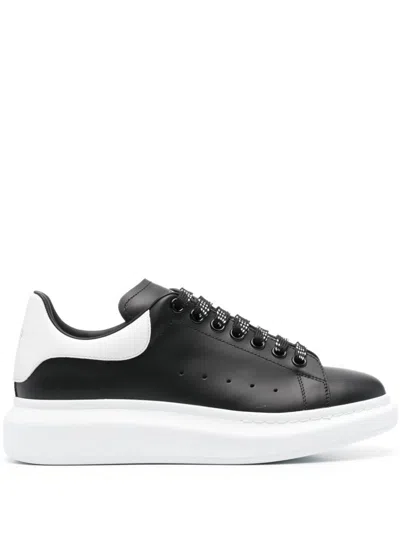 ALEXANDER MCQUEEN OVERSIZED SNEAKERS