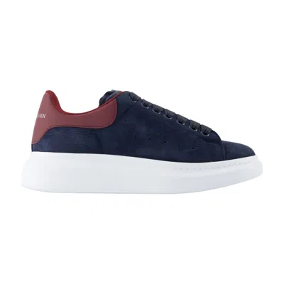Alexander Mcqueen Oversized Sneakers In Blue