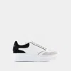 ALEXANDER MCQUEEN ALEXANDER MCQUEEN OVERSIZED SNEAKERS