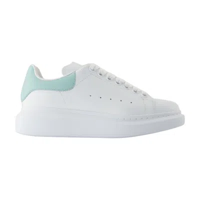 Alexander Mcqueen Oversized Sneakers In White