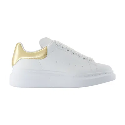 Alexander Mcqueen Oversized Sneakers In White