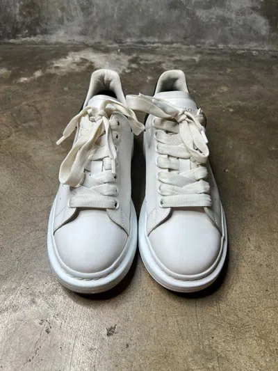 Pre-owned Alexander Mcqueen Oversized Sneakers In White