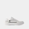 Alexander Mcqueen Skate Deck Plimsoll Low-top Sneakers In White